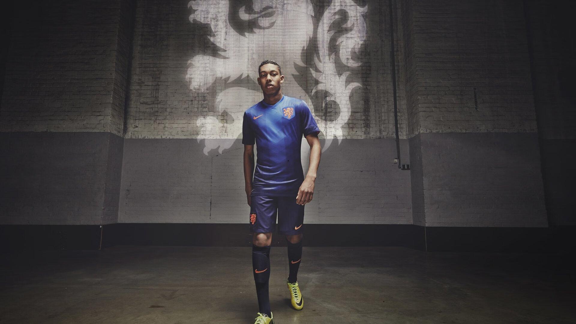 拉坦齐奥赛后致歉，惨败之夜，誓言带领球队重振旗鼓